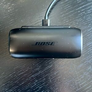 Bose Soundsport free wireless headphones with charger